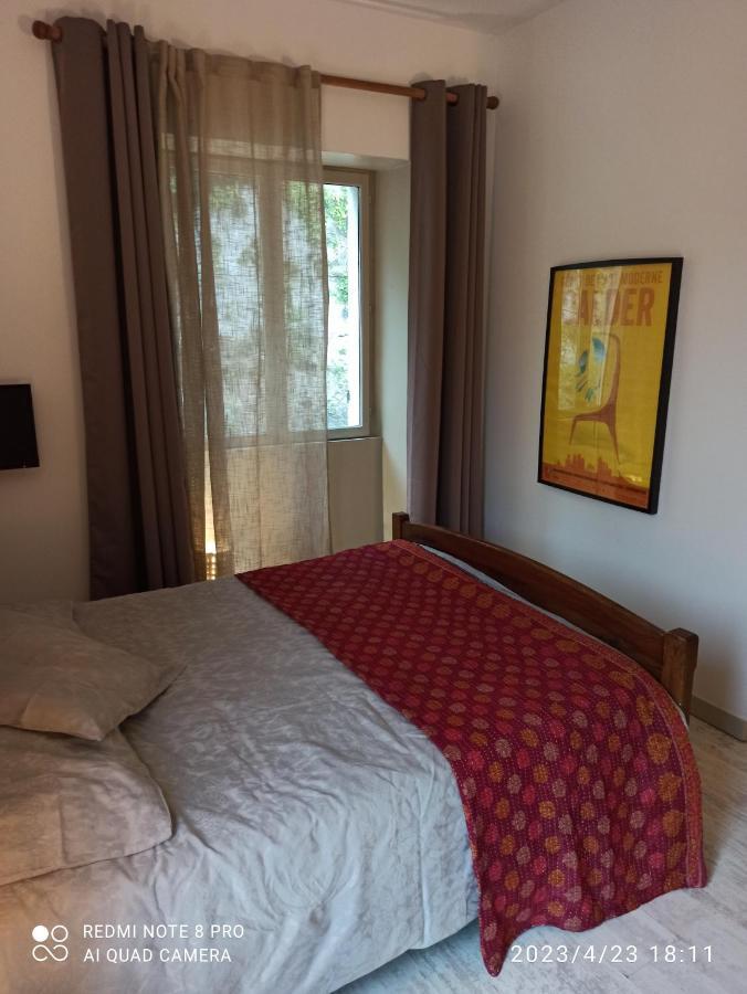 Apartment Maison Curieuse Vaison-la-Romaine